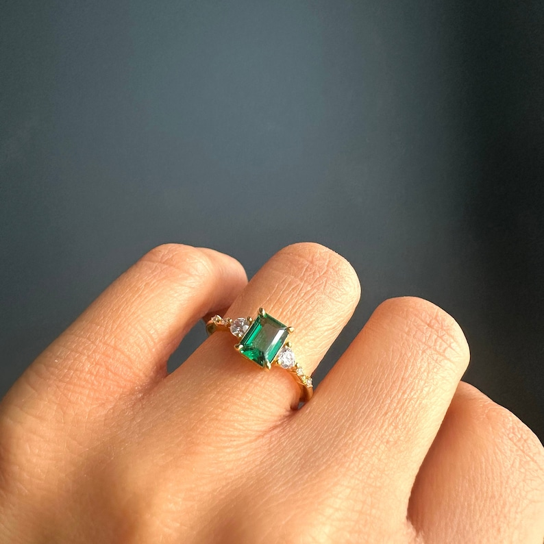 Genuine Emerald Gold Ring